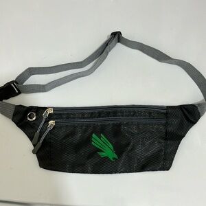 Eagles adjustable 3 pocket belt wallet waistband bag money belt fanny pack NWOT